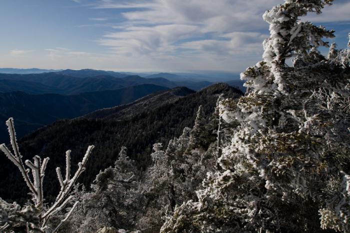 Hiking - Great Smoky Mountain Rainbow Falls Trail (13.6 miles) Tennessee